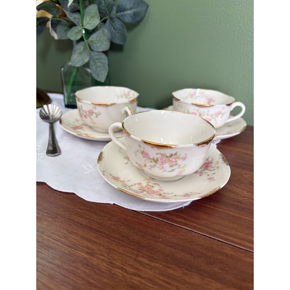 Warwick Cottage Rose Teacups and Saucers Set of 3 Pink Floral Gold Trim USA